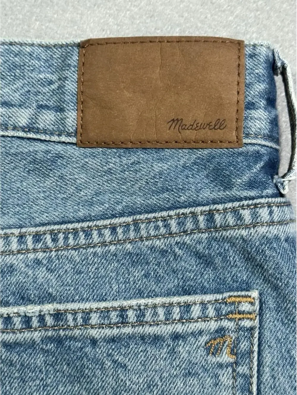 Madewell Women’s Low Slung Straight Jeans Size 28 [COPY] - Picture 8 of 9